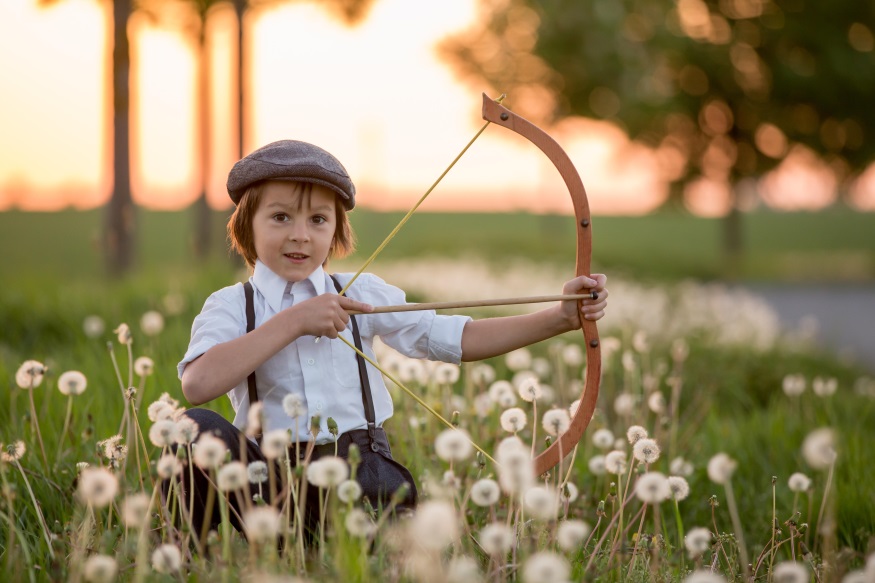 enfants mains apprendre grandir confiance jeunesse éducation jeux couleurs groupe jour robin du bien